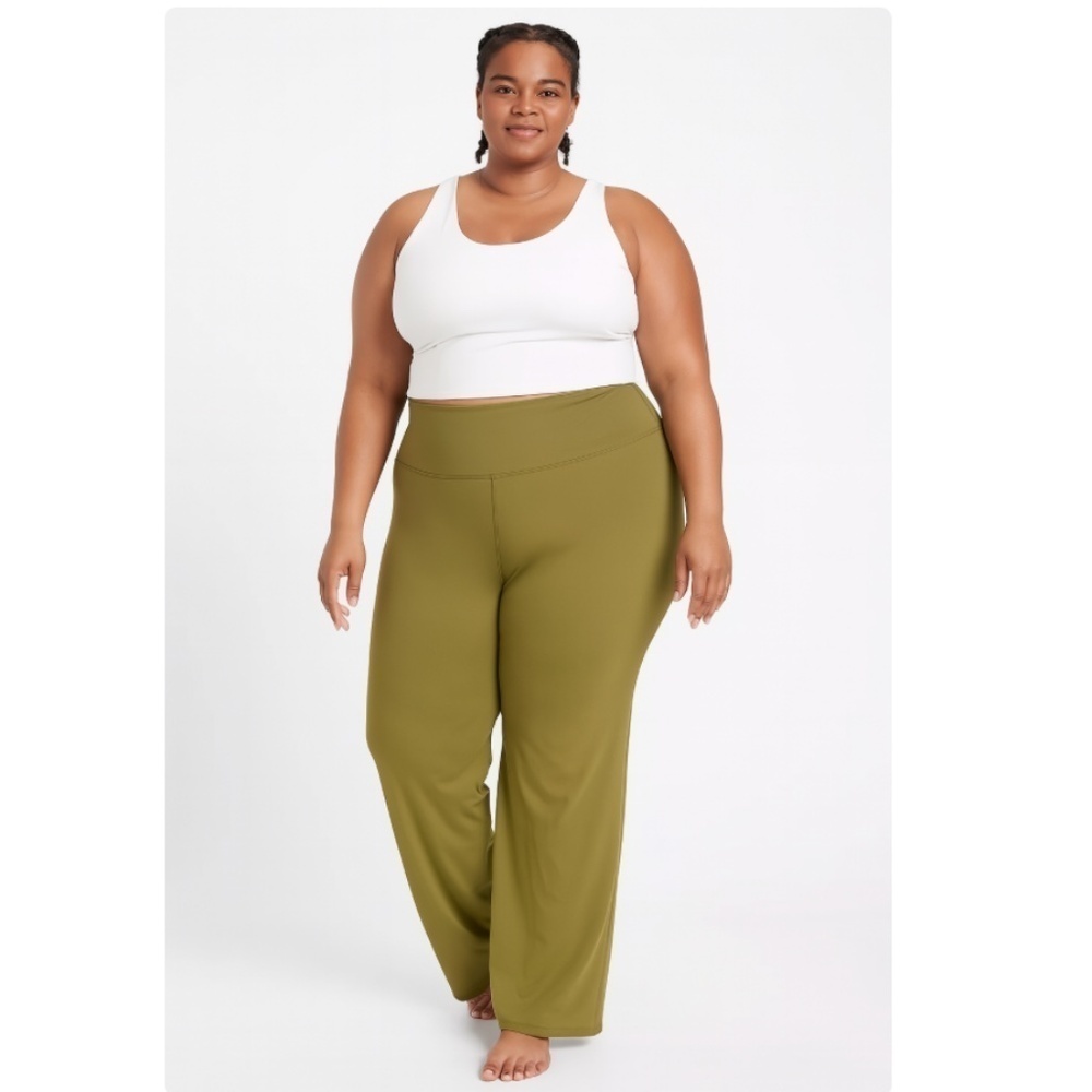 Athleta Elation Ultra High Rise Flare Wide Leg Workout Pant Green Size 2X NWOT